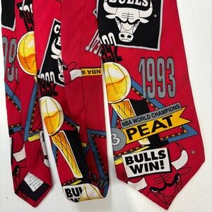 Rm Style Chicago Bulls NBA Red Silk Neck Tie 3 Peat Champions Vintage 1993 USA